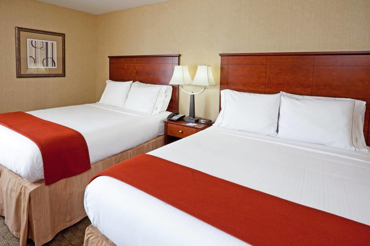 Holiday Inn Express Ramsey Mahwah By Ihg Kültér fotó