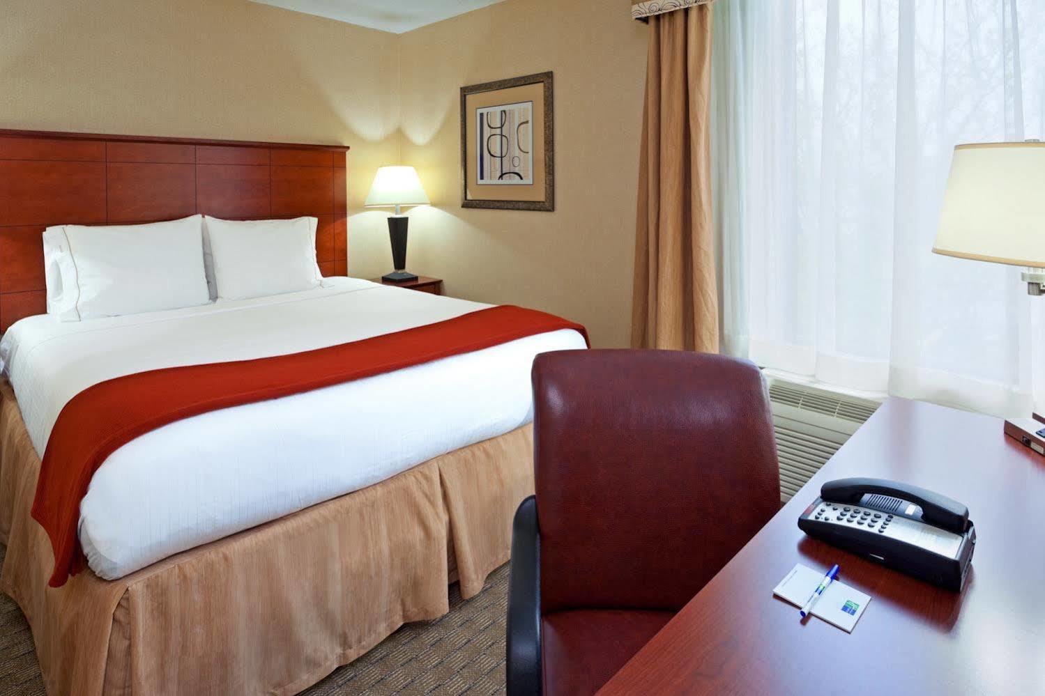 Holiday Inn Express Ramsey Mahwah By Ihg Kültér fotó