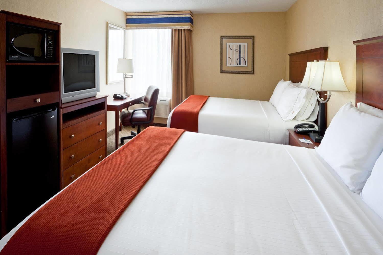 Holiday Inn Express Ramsey Mahwah By Ihg Kültér fotó